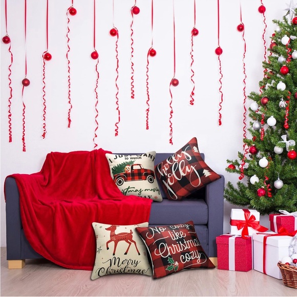 CHRISTMAS THROW PILLOW COVERS • SET OF 4 • 18x18 INCHES • MULTIPLE USE ITEM •NWT - Picture 5 of 7